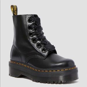 Platform Doc Martens